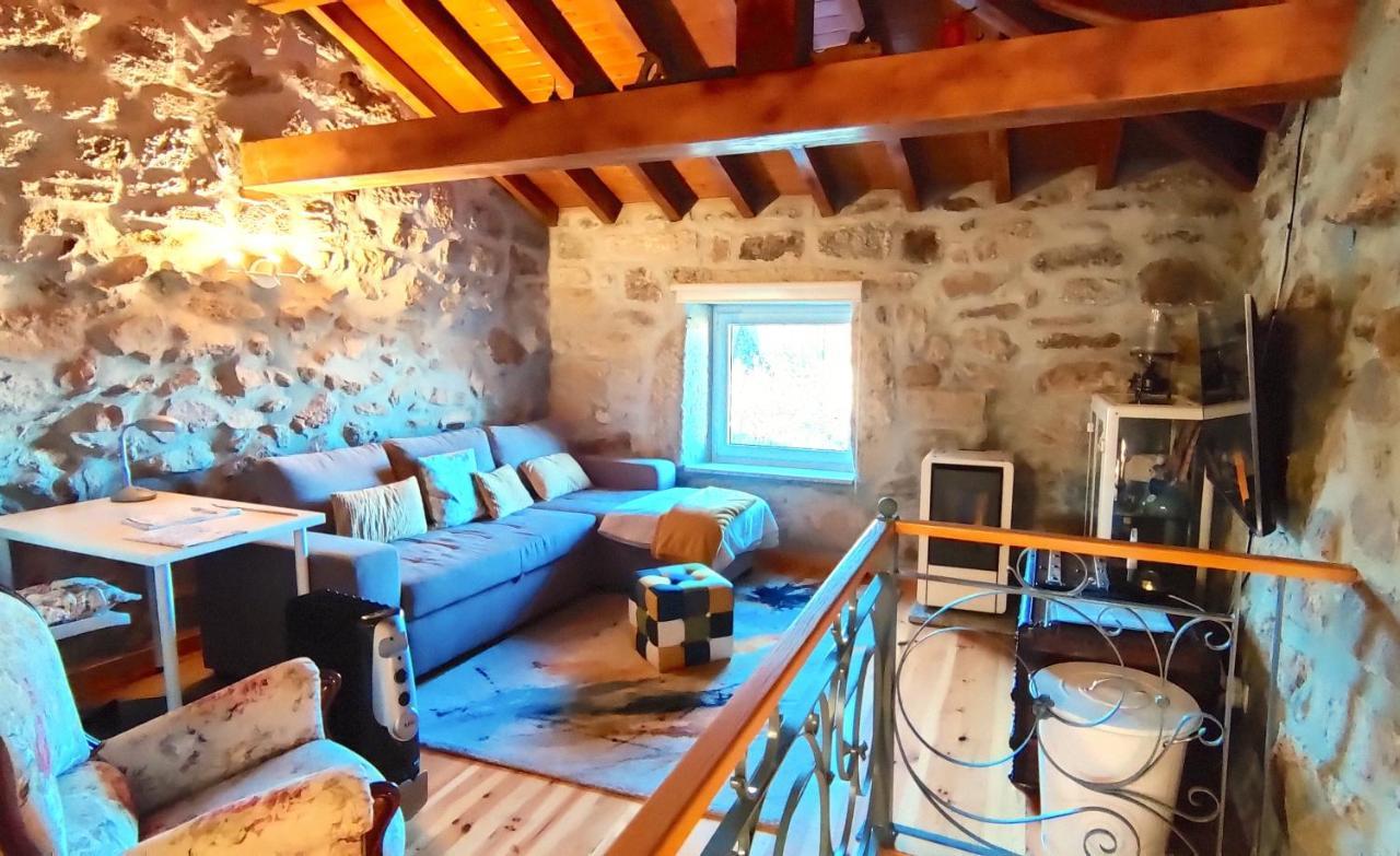 Casa Rural d 'Avó - sossego do campo - 5 adultos Alhais Exterior foto